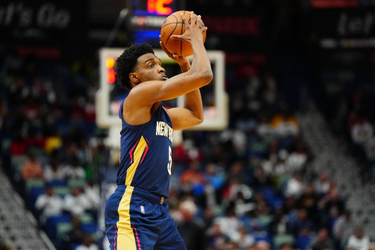 新赛季联盟小前锋哪家强？攻防一体大小王 小卡&amp;状元蓄势待发