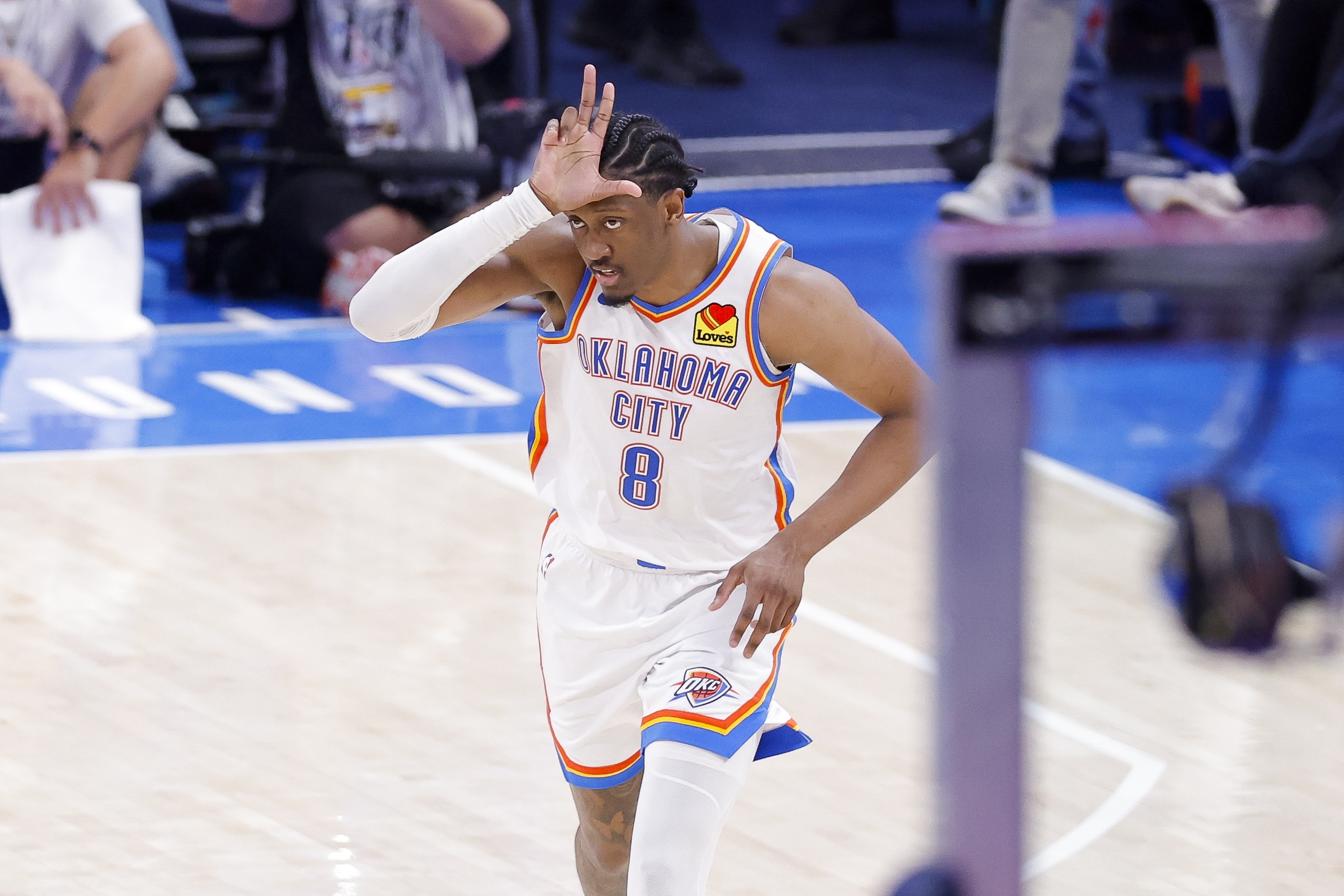 新赛季联盟小前锋哪家强？攻防一体大小王 小卡&amp;状元蓄势待发