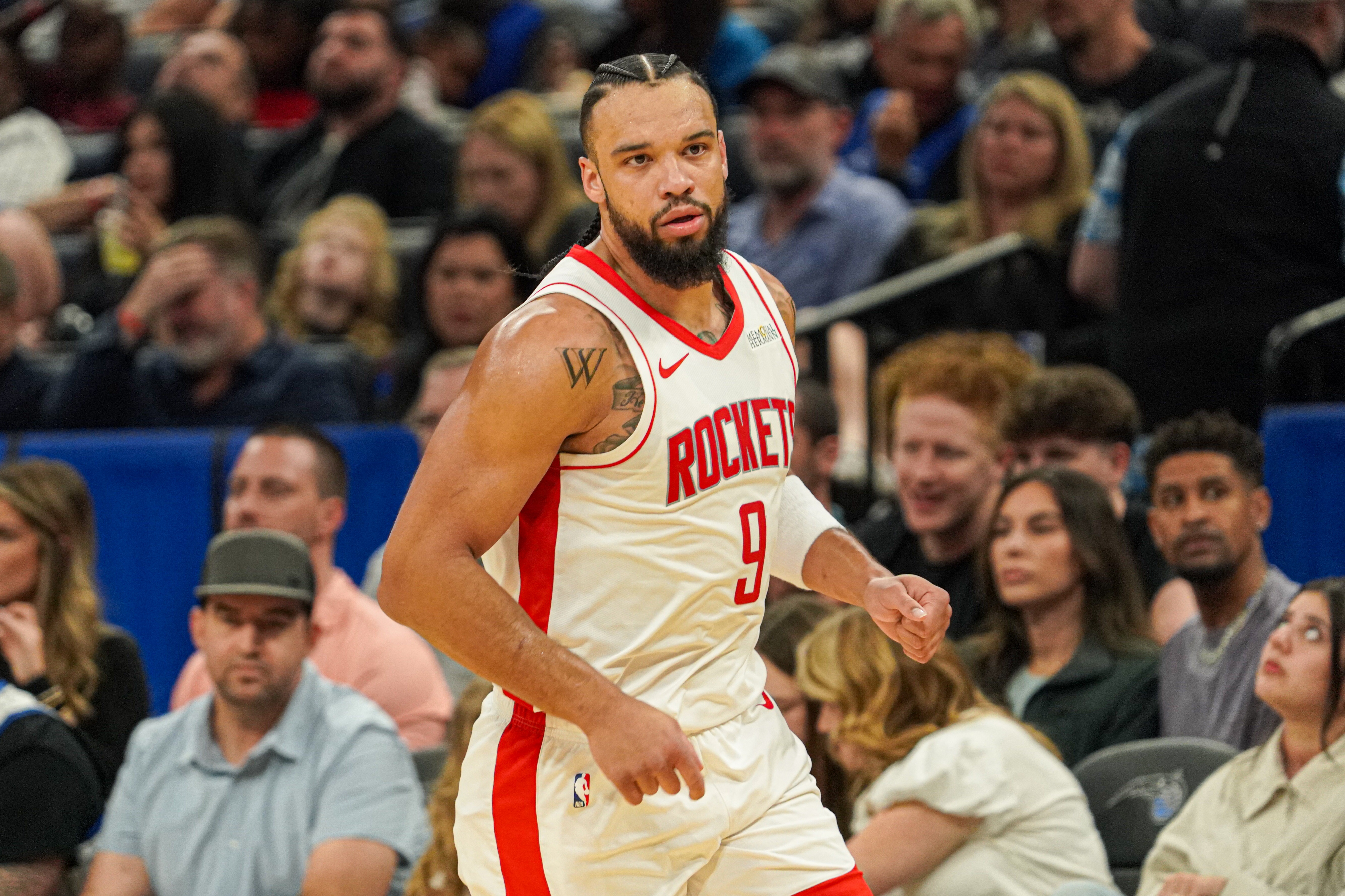 新赛季联盟小前锋哪家强？攻防一体大小王 小卡&amp;状元蓄势待发