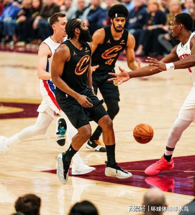 最新开云体育网址入口-杰伦-泰森22分 NBA骑士113-109活塞 杰伦-杜伦24分