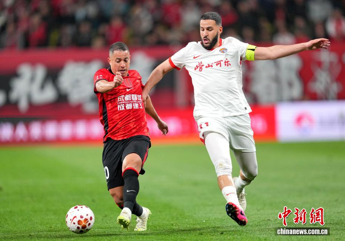 最新开云体育网址入口-2026赛季中超联赛：成都蓉城队胜青岛海牛队|四川成都|中新社|拜合拉木·阿卜杜外力|韦世豪|安源_新浪体育_新浪新闻