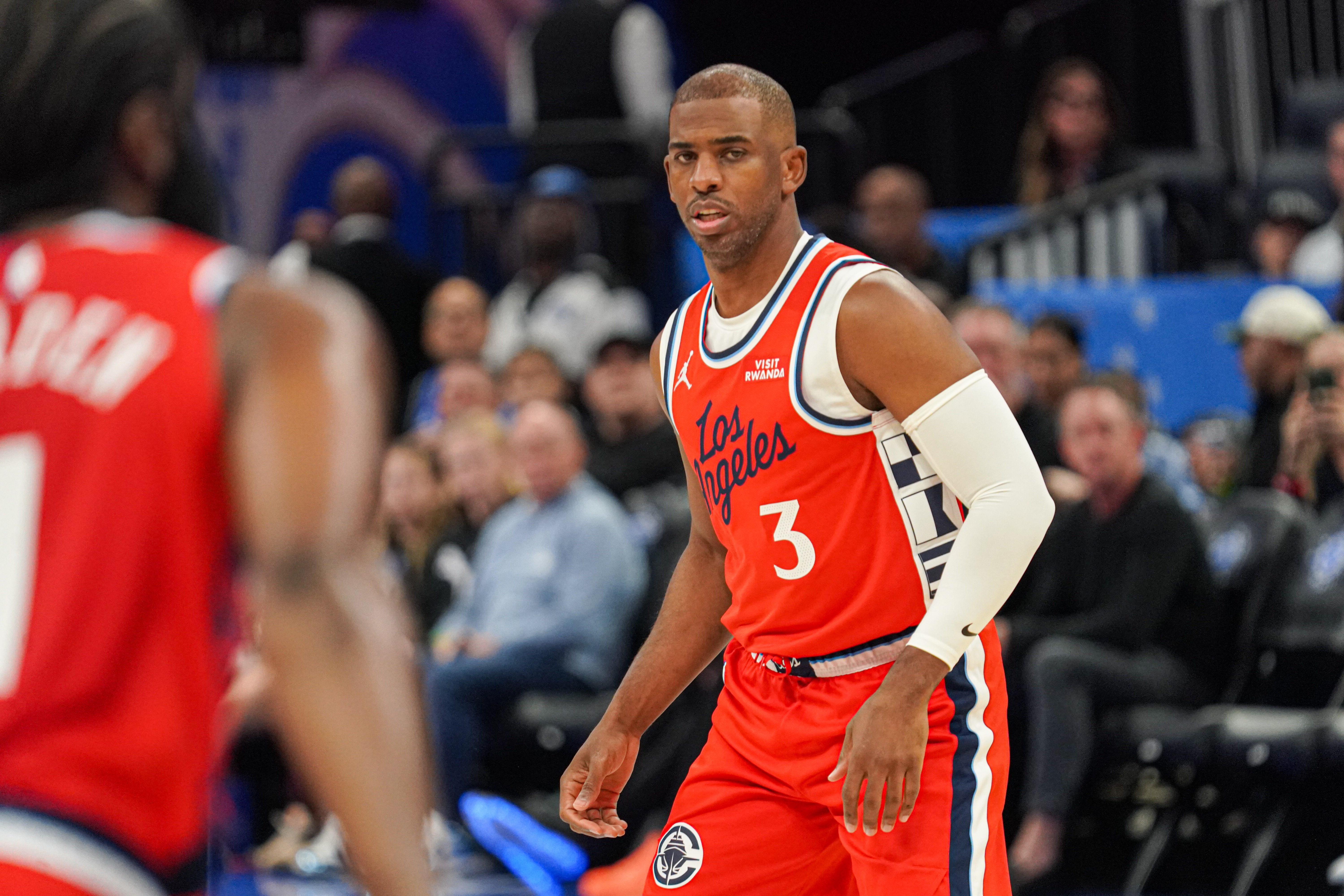 NBA球员收入哪家强?乔丹45亿居首 LBJ压奥胖 科五库六&三少前十