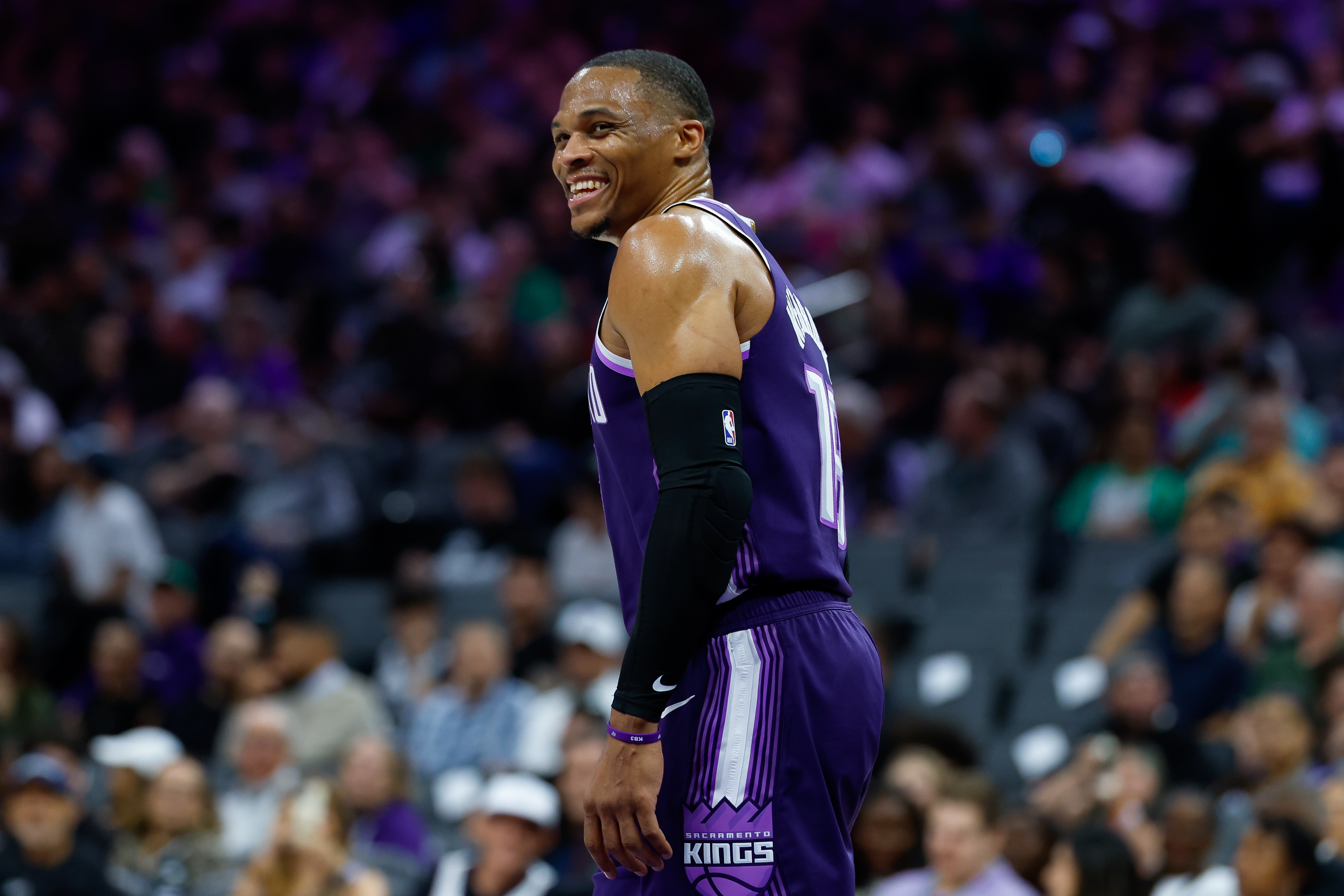 NBA球员收入哪家强?乔丹45亿居首 LBJ压奥胖 科五库六&三少前十